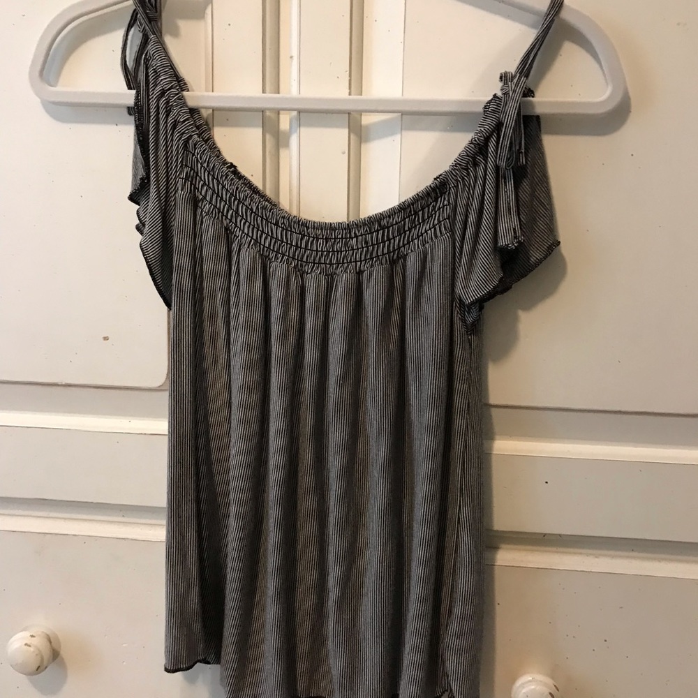 American eagle off the shoulder top